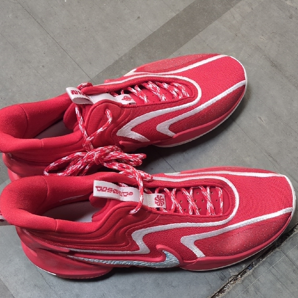 Nike Cosmic Unity 2 Promo Men's Red & White Athletic Basketball Shoes Size 15.5